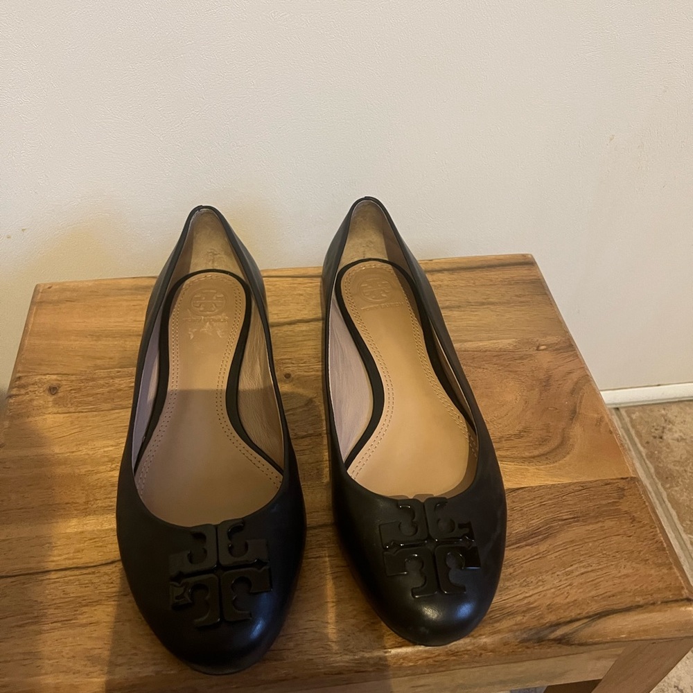 Tory Burch Black Leather Ballet Flats